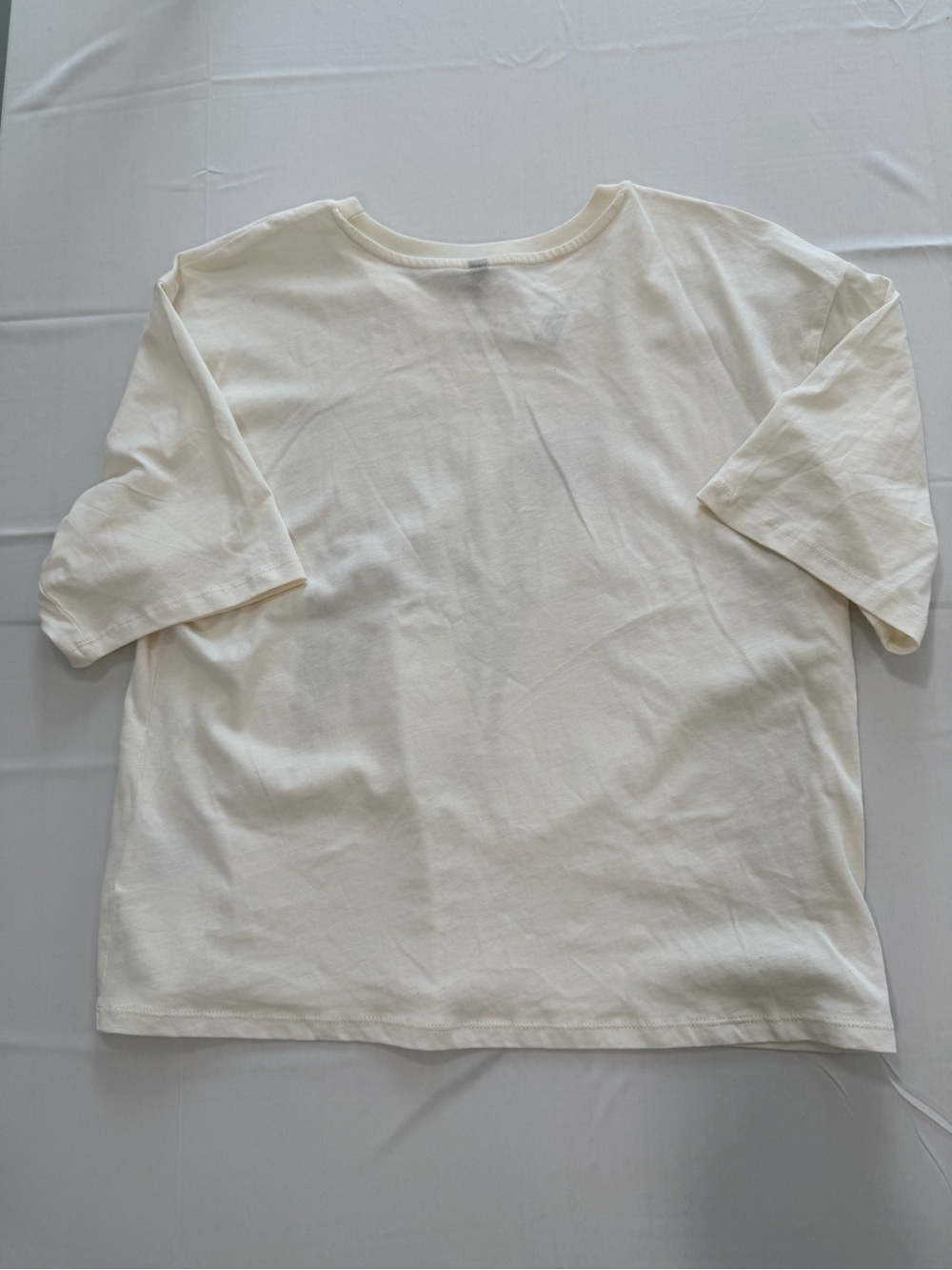 NWT H&M Cream Crewneck Graphic Tee - Picture 4 of 4